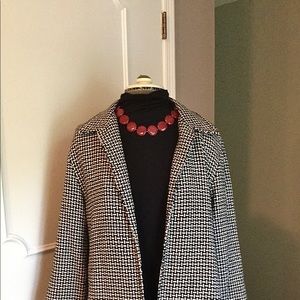 Coldwater Creek black and white silk blazer